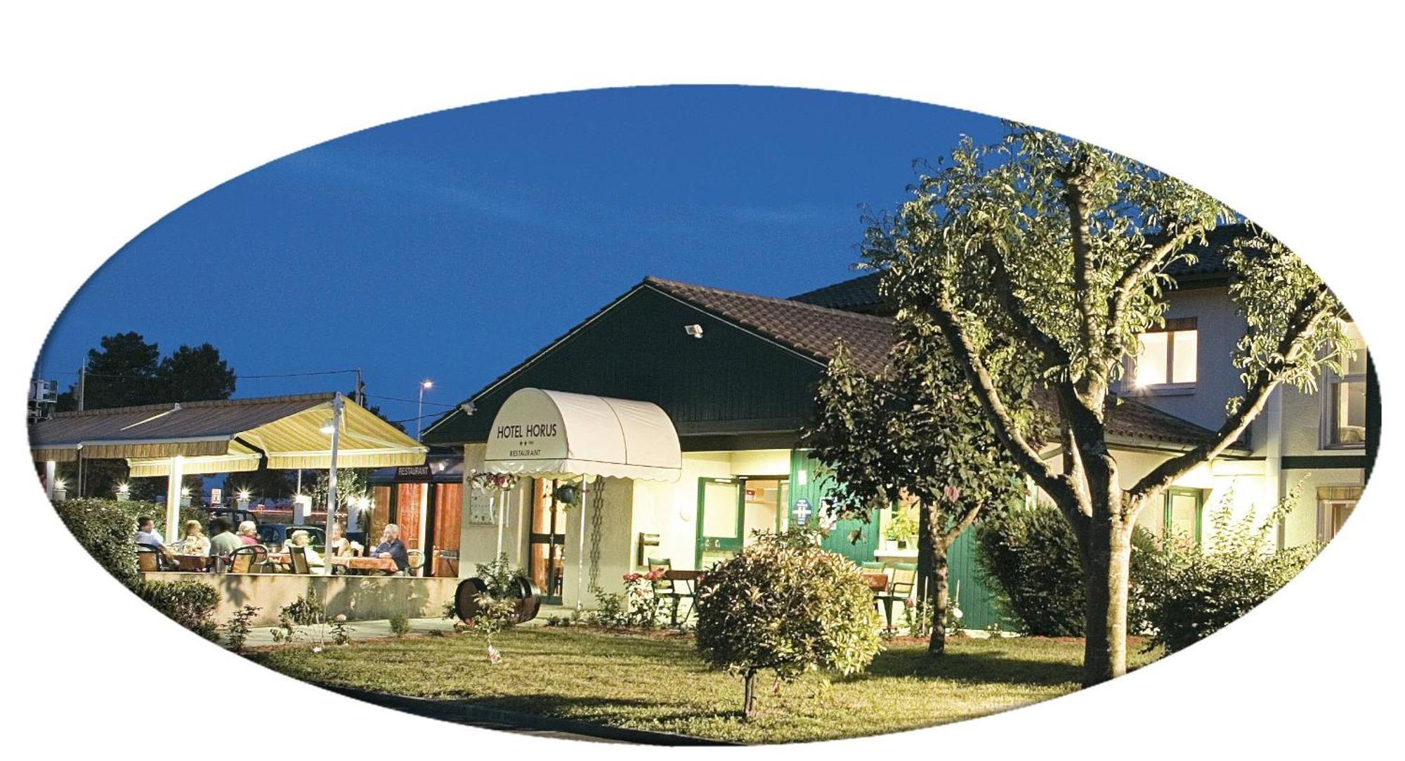 Logis Hotel Horus Restaurant Les Bruyeres Toulenne Екстер'єр фото