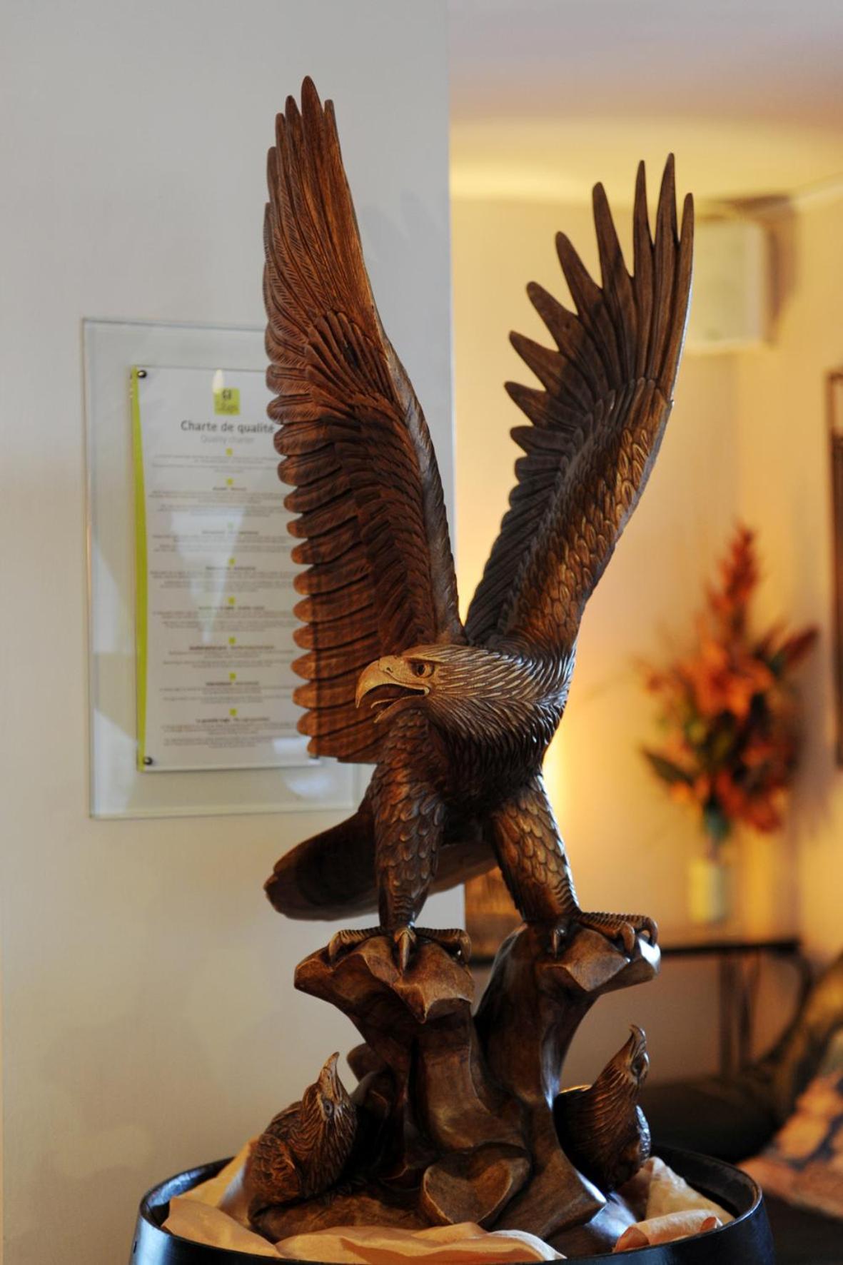 Logis Hotel Horus Restaurant Les Bruyeres Toulenne Екстер'єр фото