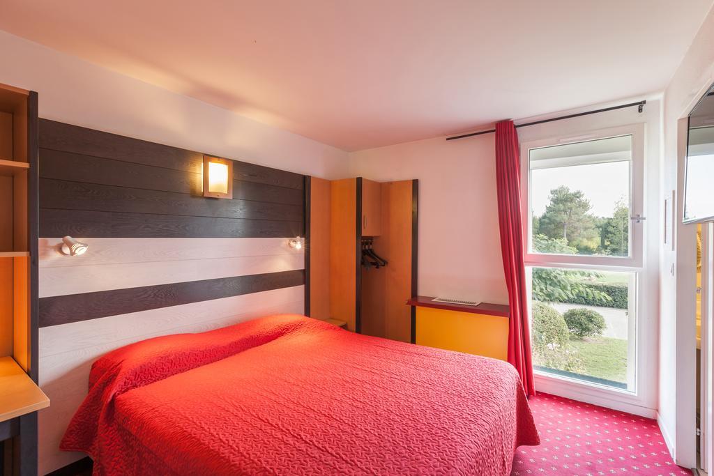Logis Hotel Horus Restaurant Les Bruyeres Toulenne Номер фото