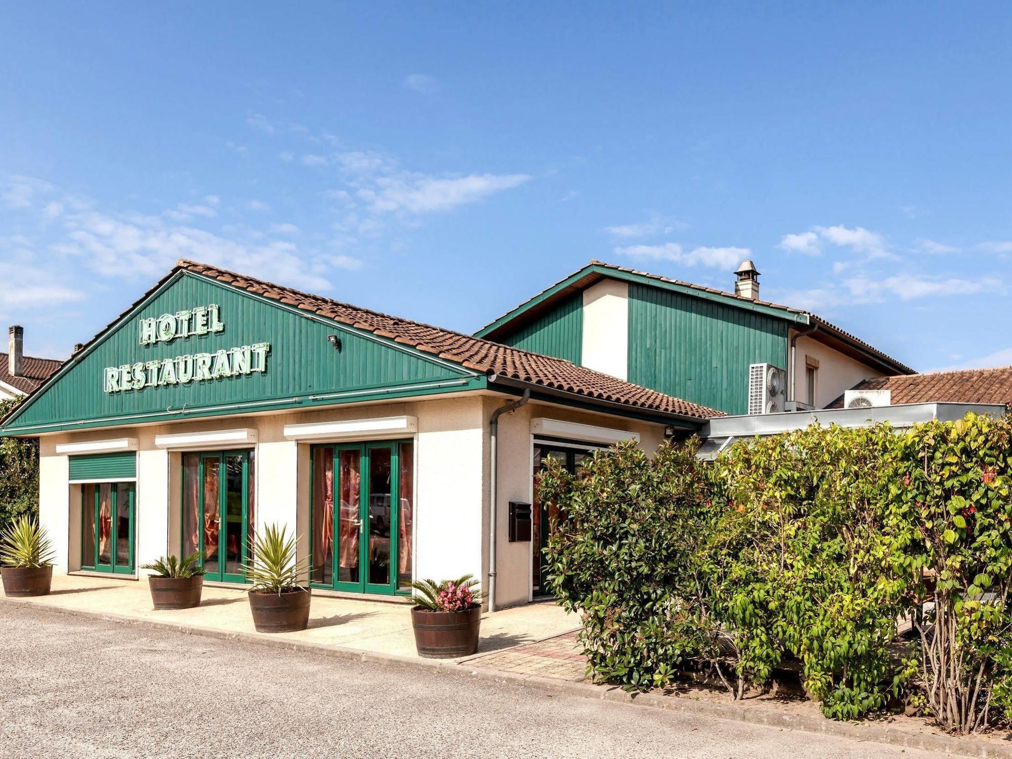 Logis Hotel Horus Restaurant Les Bruyeres Toulenne Екстер'єр фото