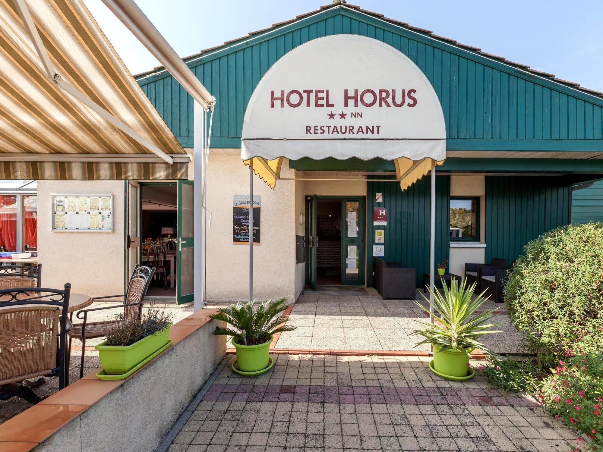 Logis Hotel Horus Restaurant Les Bruyeres Toulenne Екстер'єр фото