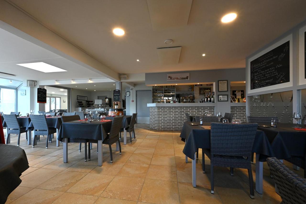 Logis Hotel Horus Restaurant Les Bruyeres Toulenne Екстер'єр фото